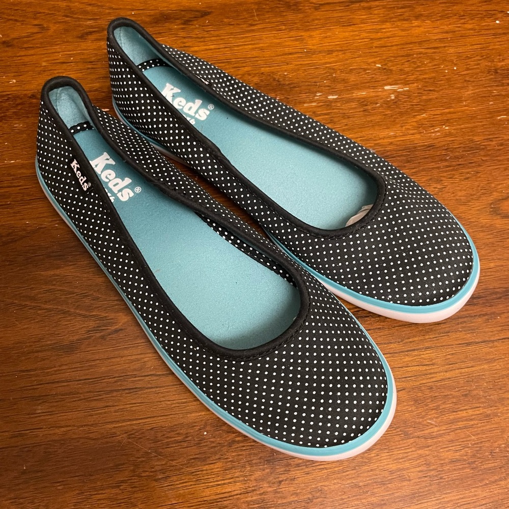 Keds Women's Black and Teal Polka Dot Flats size 6